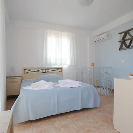 Aigaio Apartment *